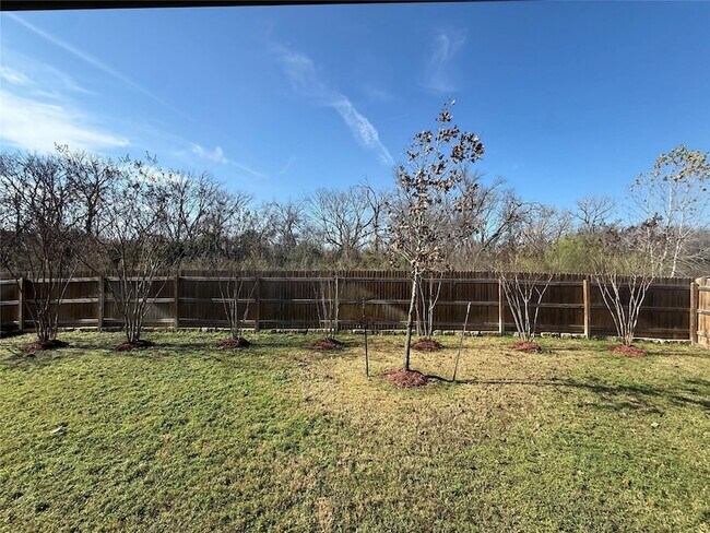 Building Photo - 14601 Frankel Loop