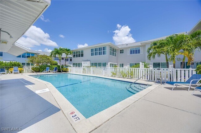 Building Photo - 707 Neapolitan Way