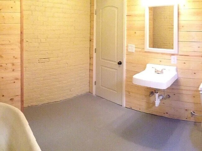 Building Photo - 3078 N Pennsylvania St