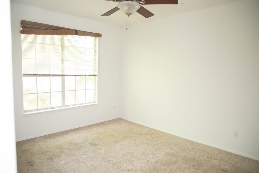 Building Photo - 140 Veracruz Dr