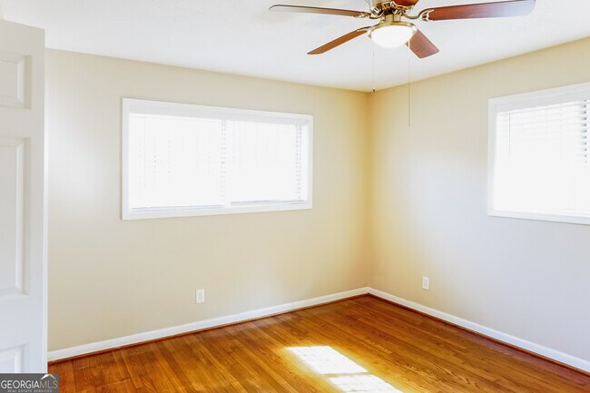Building Photo - 3762 Elkridge Dr