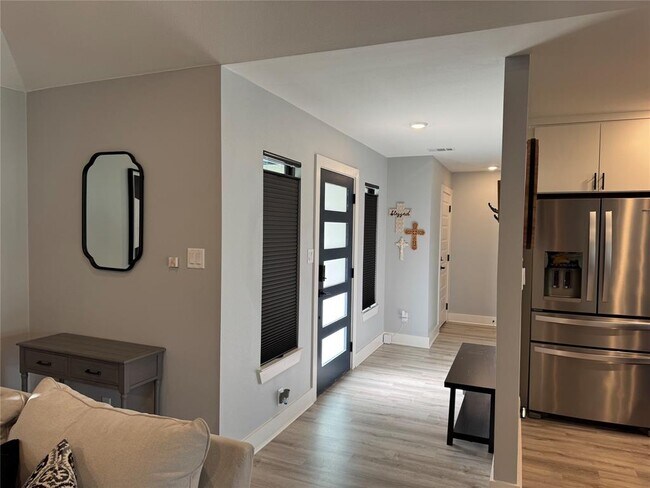 Building Photo - 14413 Celestial Ln