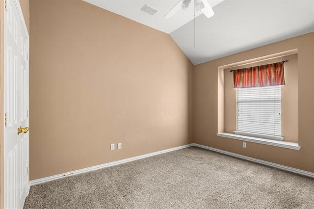 Building Photo - 5404 Fairfax Ct