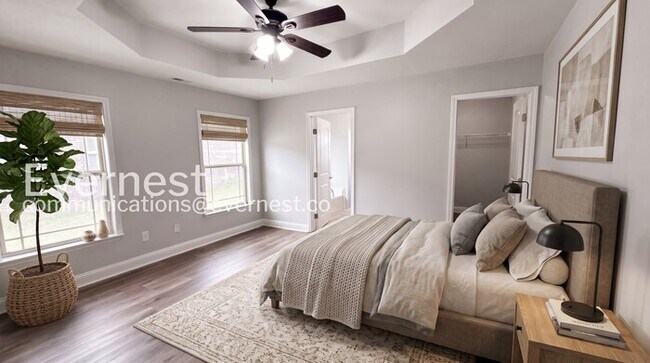 Building Photo - Charming Home with Fenced Yard and Attached Garage | Pet Friendly | Available Soon!