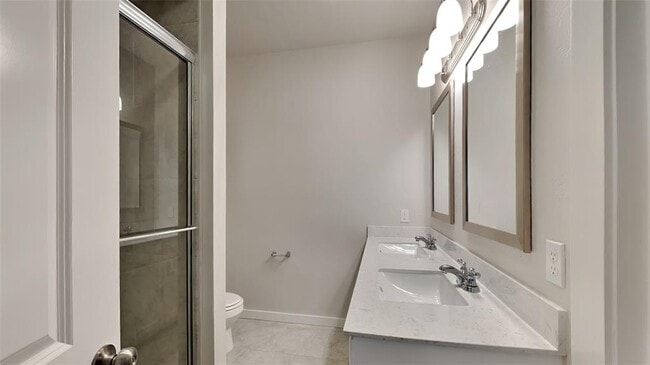 Building Photo - 11659 Split Oak Cir