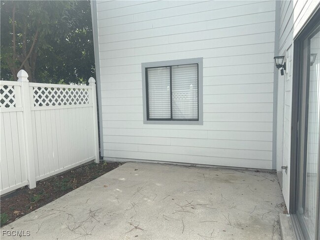 Building Photo - 11929 Corinne Lee Ct