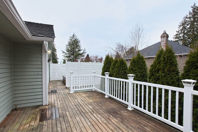 Building Photo - Beautiful Home in Gleneagle Neighborhood