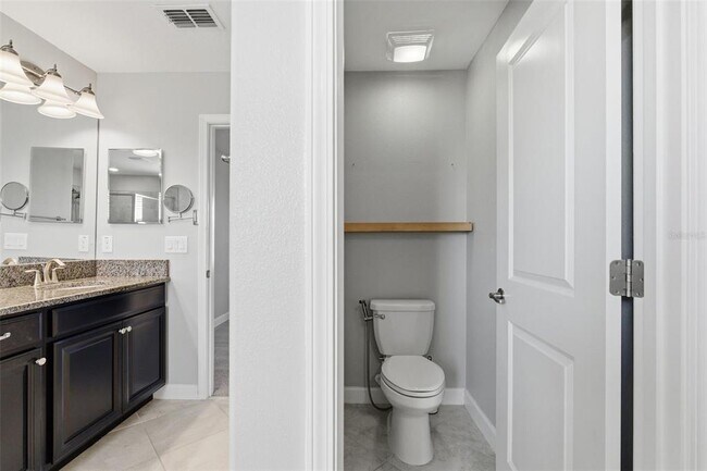 Building Photo - 11014 Little Blue Heron Dr