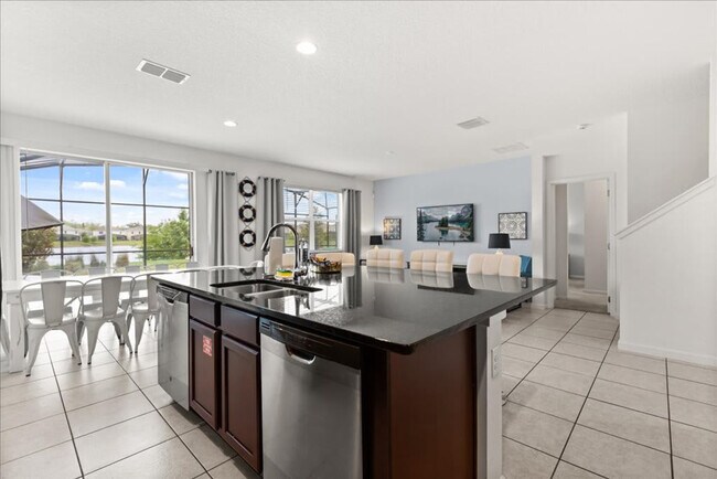 Building Photo - 4486 Monado Dr