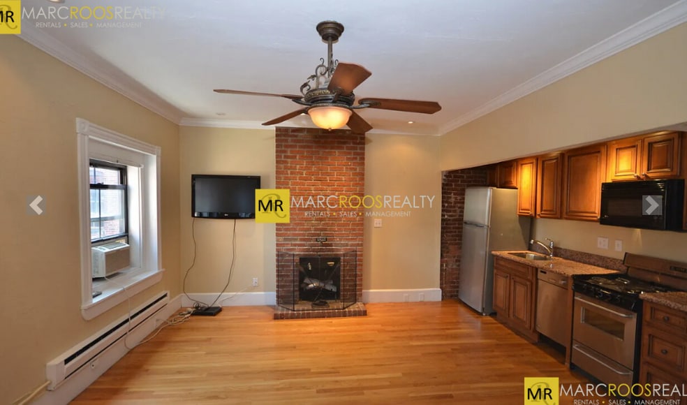 Building Photo - 48 Hereford St