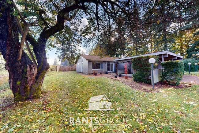 Building Photo - 850R -