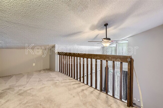Building Photo - 9727 E Peakview Ave