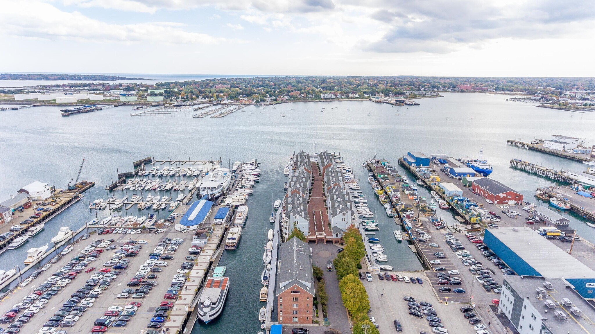 Building Photo - 714 Chandlers Wharf