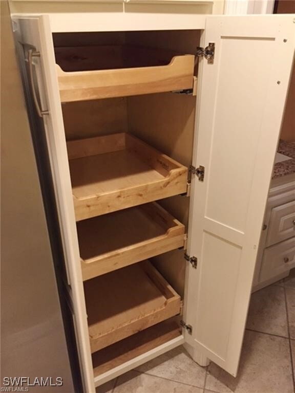 Building Photo - 27670 Hacienda E Blvd