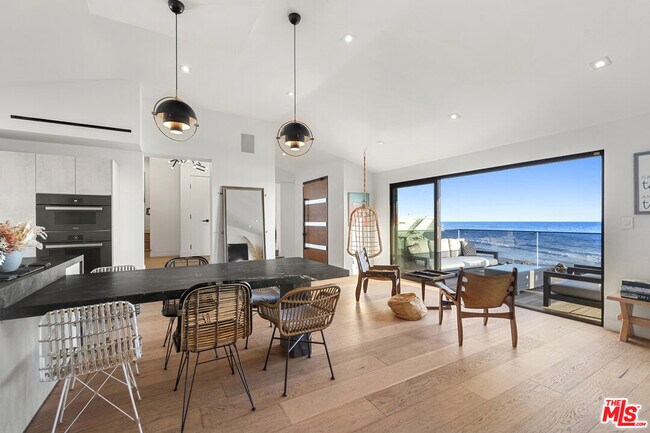 Building Photo - 21715 Rambla Vista