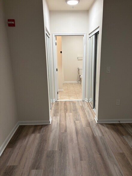 Building Photo - 2665 Prosperity Ave