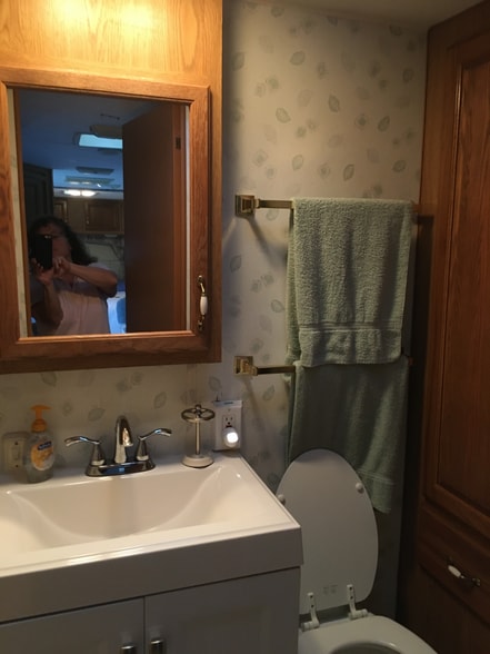 Building Photo - 2020 Lee Dr