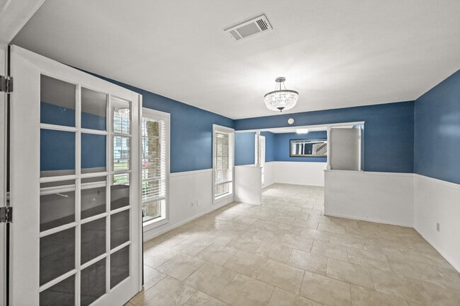 Building Photo - 7618 Fountaingrove Ln