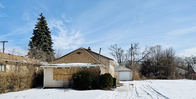 Building Photo - 20246 Roselawn St