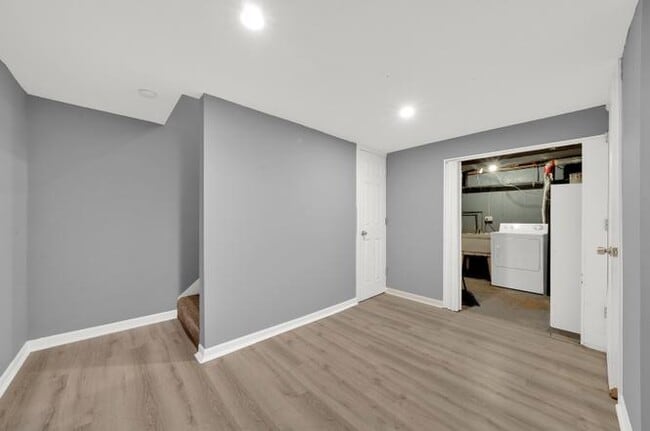 Building Photo - 234 Dakota Ct