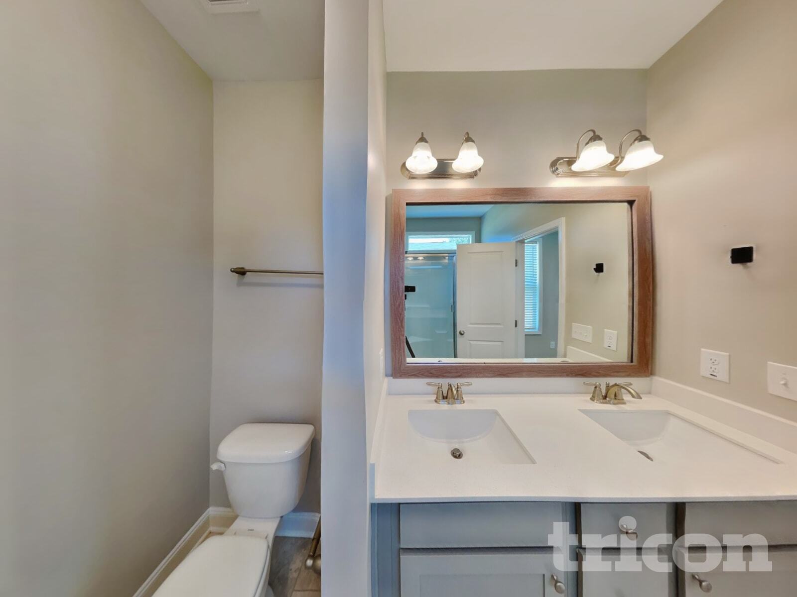 Building Photo - 100 E Goodwin Chase Ln