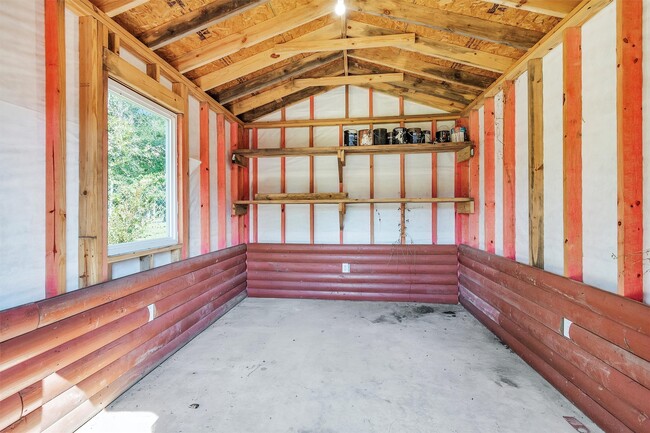 Building Photo - 10441 Royal Adrian Dr
