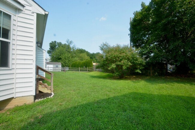 Building Photo - 181 Boggs Run