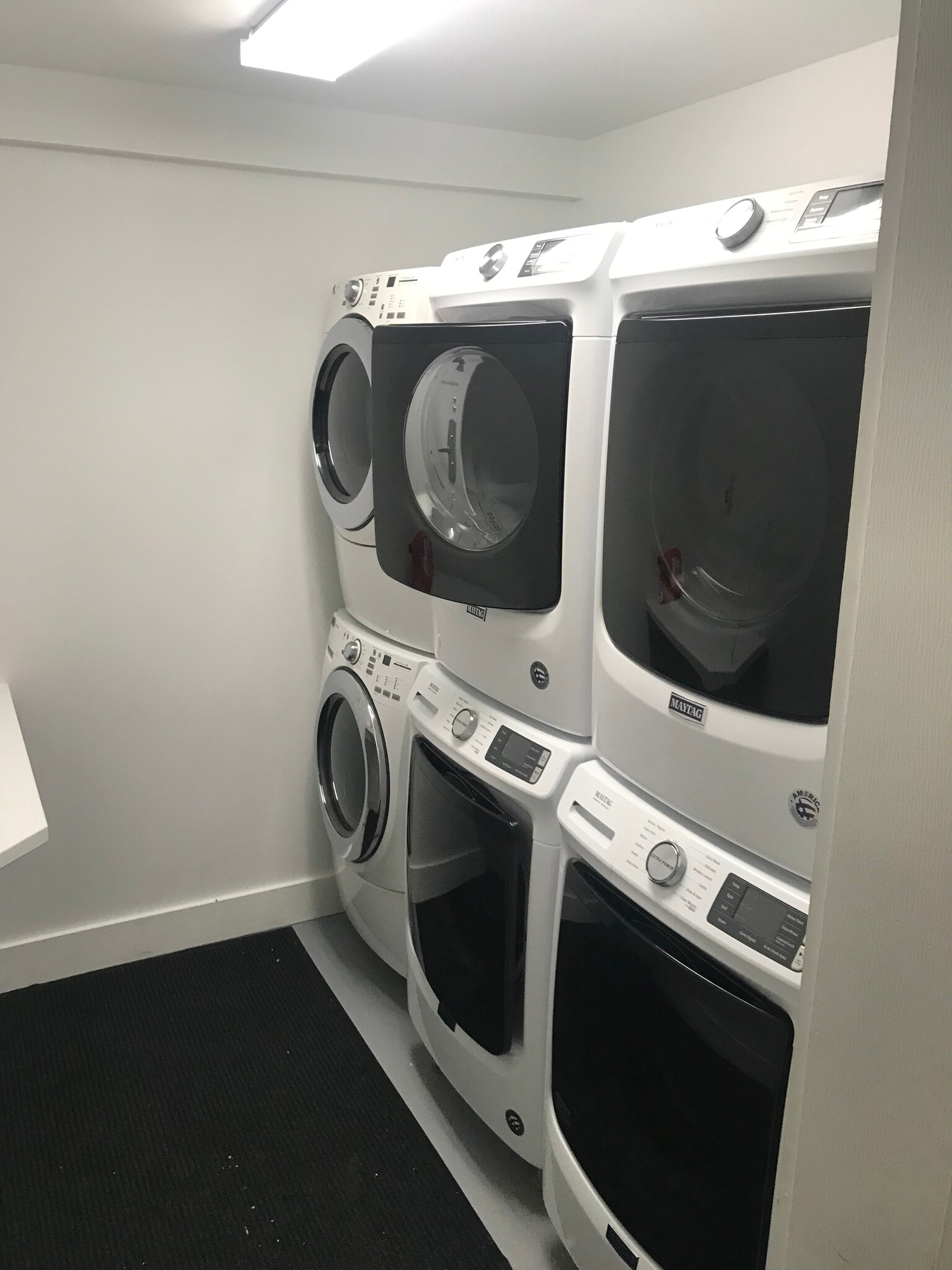 Building Photo - 1311 Delaware Ave