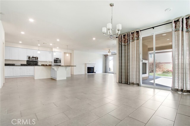 Building Photo - 5594 Skimmer Dr