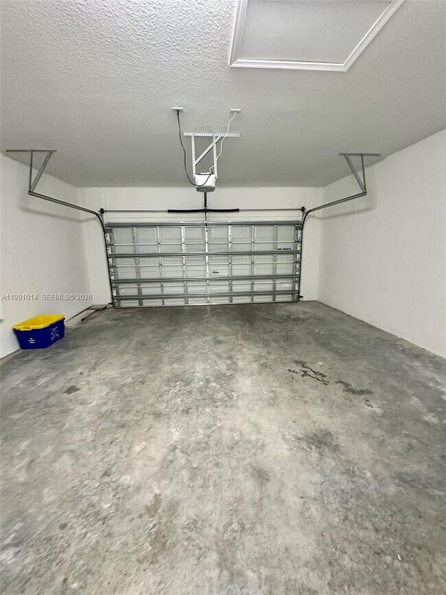 Building Photo - 3265 Dunning Dr