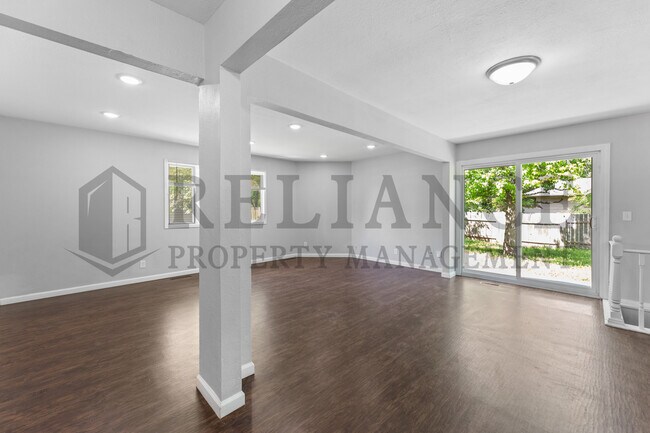 Building Photo - 2521 N Bleckley
