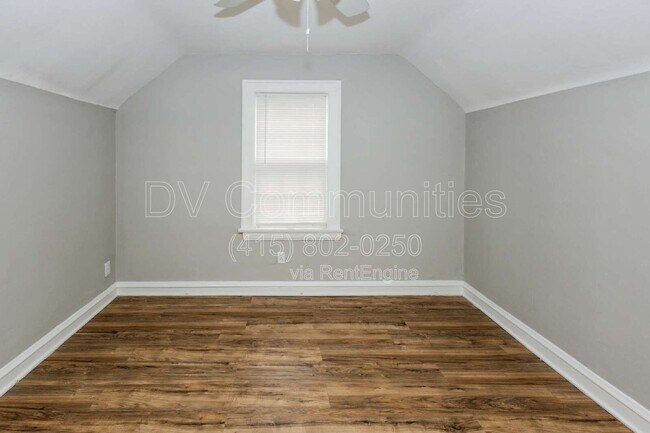 Building Photo - 3579 Riedham Rd