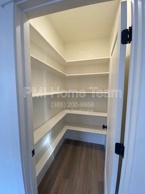 Building Photo - 1490 W Kason Ct