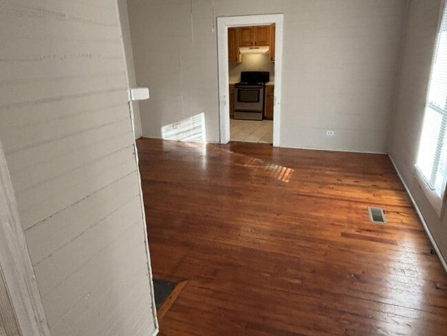 Building Photo - 1351 Springer St