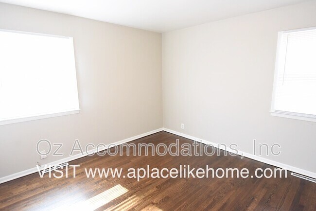 Building Photo - 8107 E 89th Ter