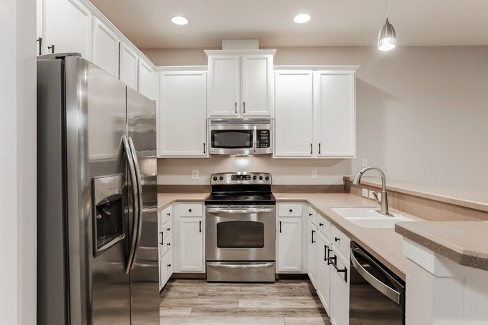 Building Photo - 13406 Ocean Mist Dr