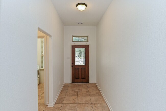 Building Photo - 6026 Baileys Run Ln