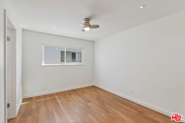 Building Photo - 1427 9th St