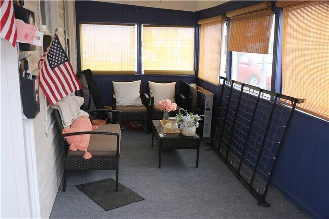 Building Photo - 43 Congregational St