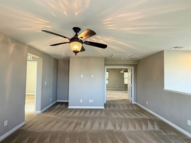 Building Photo - Beautiful home located in Summerlin North