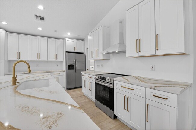 Building Photo - 11728 Dove Hollow Ave