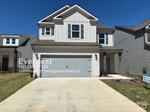Building Photo - 4-Bedroom Home with Modern Amenities and P...