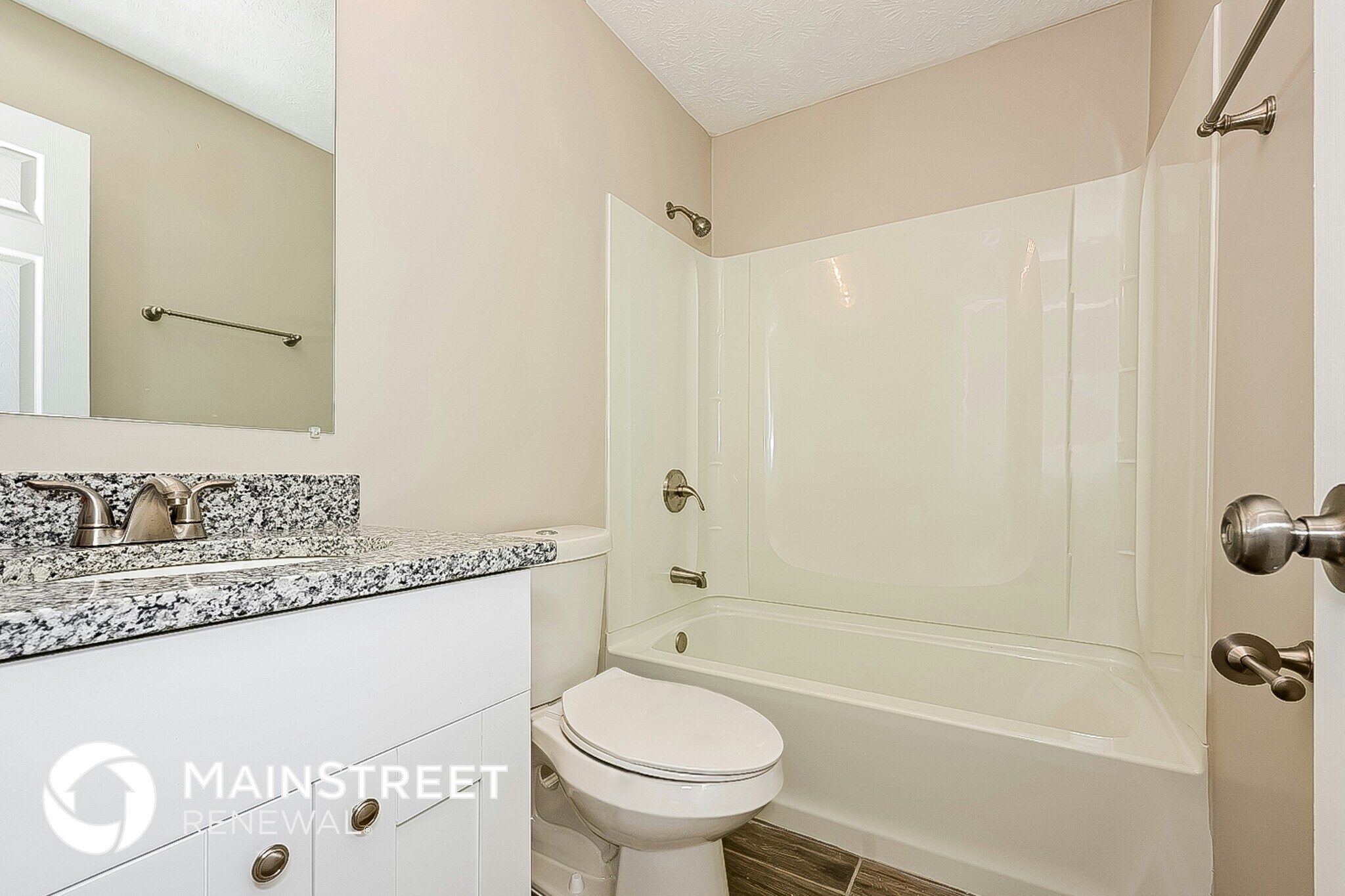 Building Photo - 5704 Phillips Dr