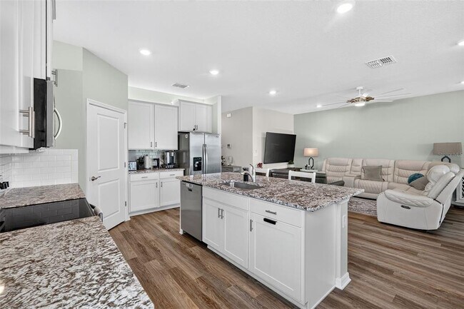 Building Photo - 18145 Beach Ranch Terrace