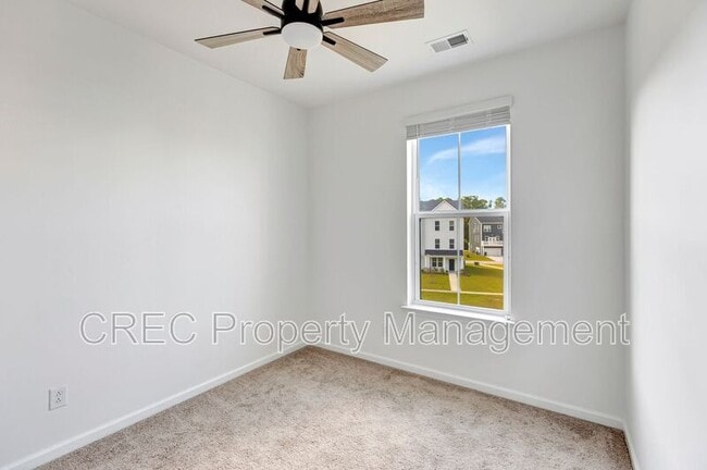 Building Photo - 831 Recess Pt Dr