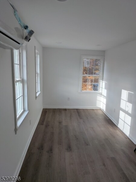 Building Photo - 173 US-46