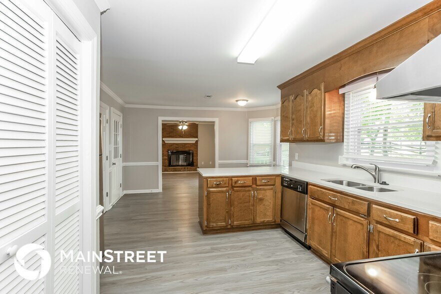 Building Photo - 11519 Waterflower Ln