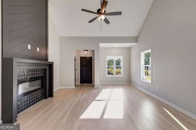 Building Photo - 140 Cedar Pk Wy