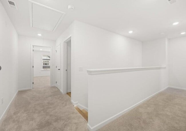 Building Photo - 108 Smithwood Dr