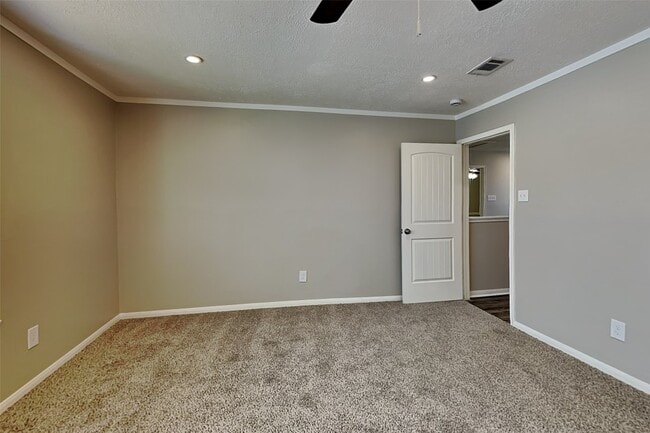 Building Photo - 5711 Deer Timbers Trail